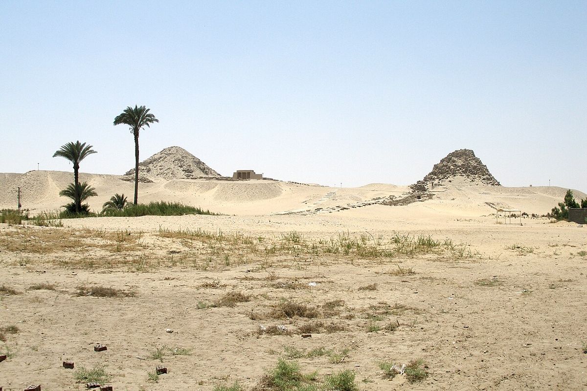 The pyramids of Abusir, where Czech Egyptologists have worked since the 1960s.