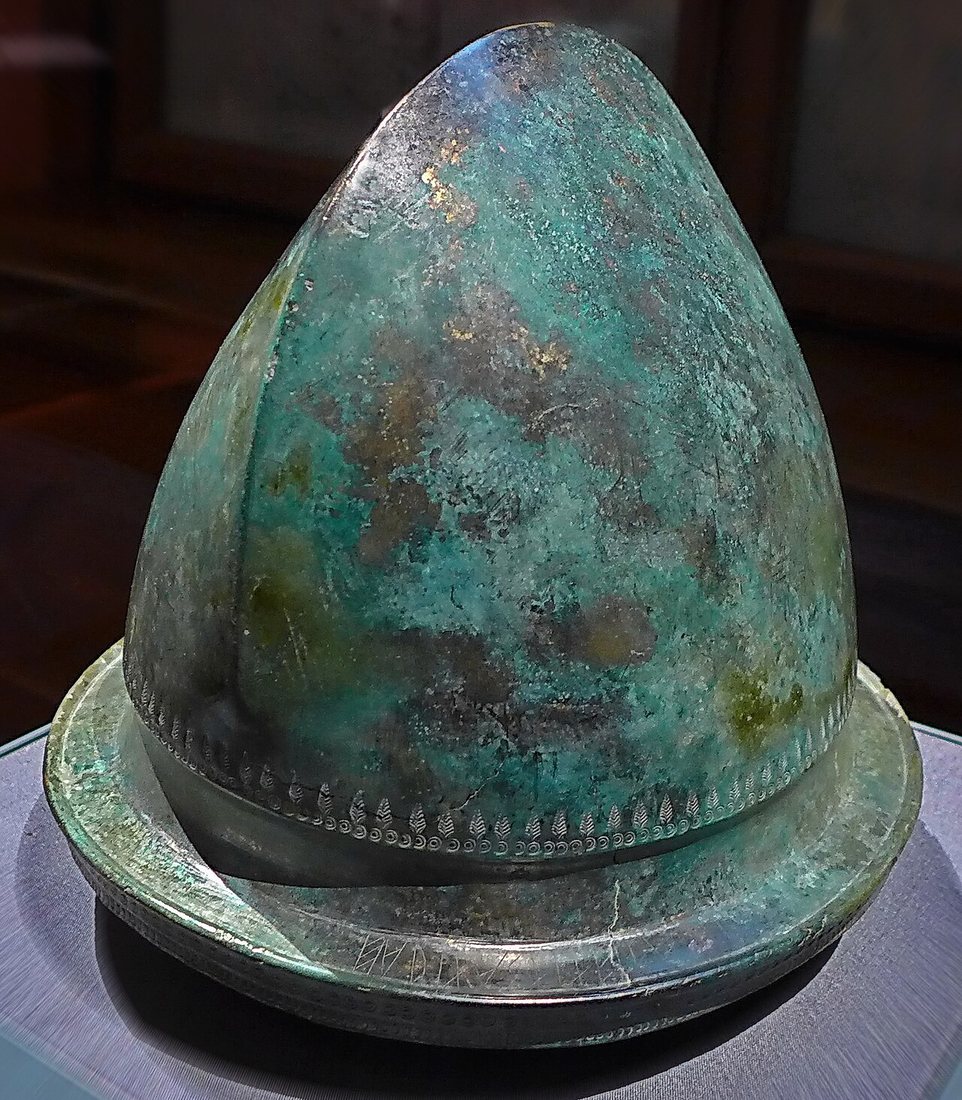 The bronze helmet Negau B, one of 26 Etruscan-type helmets found in 1812 at Ženjak near Negau (now Negova, Slovenia), c. 450–350 BCE. Kunsthistorisches Museum, Vienna.