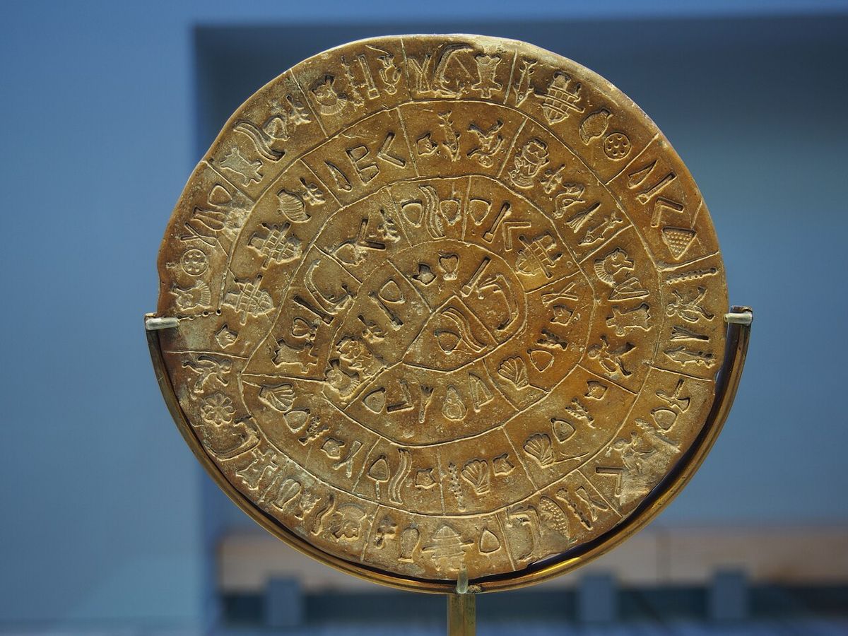 The Phaistos Disc (side B), with signs impressed by stamps. Archaeological Museum of Heraklion.